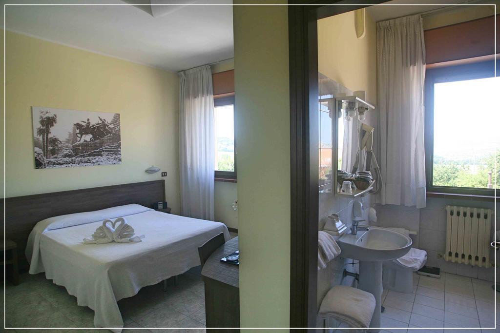 Hotel I Cugini Castelfidardo Exterior foto